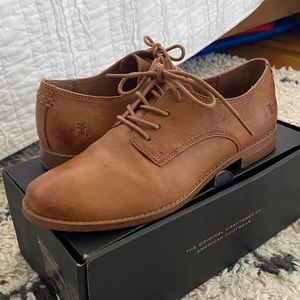 Frye Anna Oxford 8.5 camel-colored leather